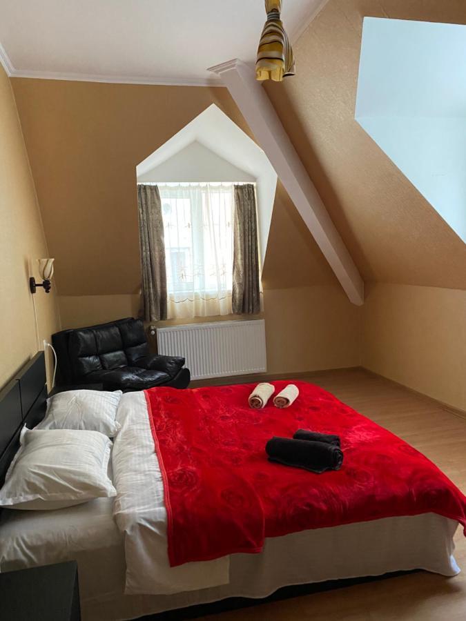 Lizielene Apartment Borjomi ภายนอก รูปภาพ